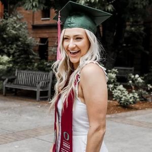 Meet your Posher, Carly